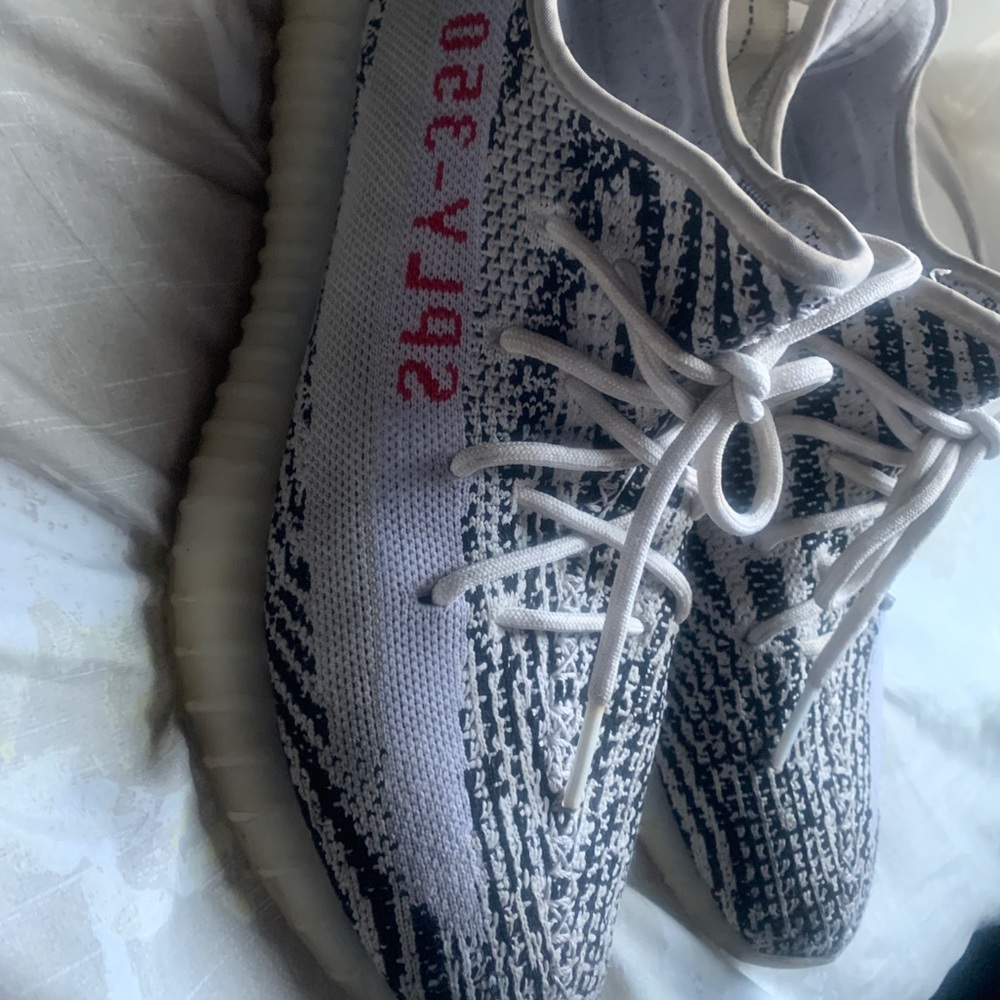 Adidas 350 boost V2 zebra